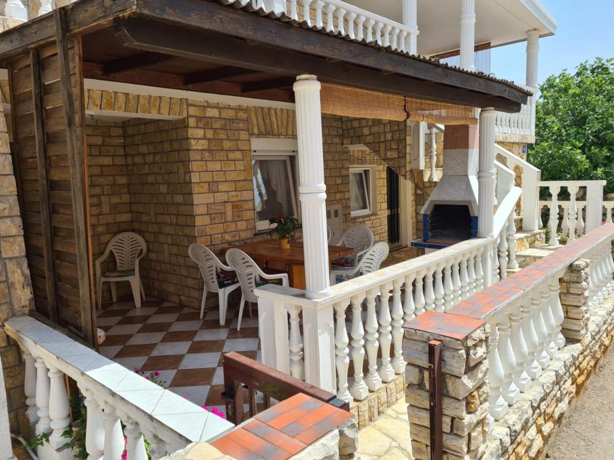 Apartments Tuka Near The Beach Vir Zewnętrze zdjęcie